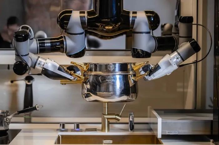 2021年ces展会:陪伴,清洁,料理机器人成为焦点